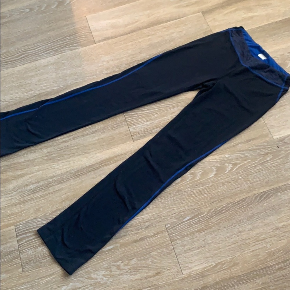 Lucy Yoga Pants - Picture 2 of 5